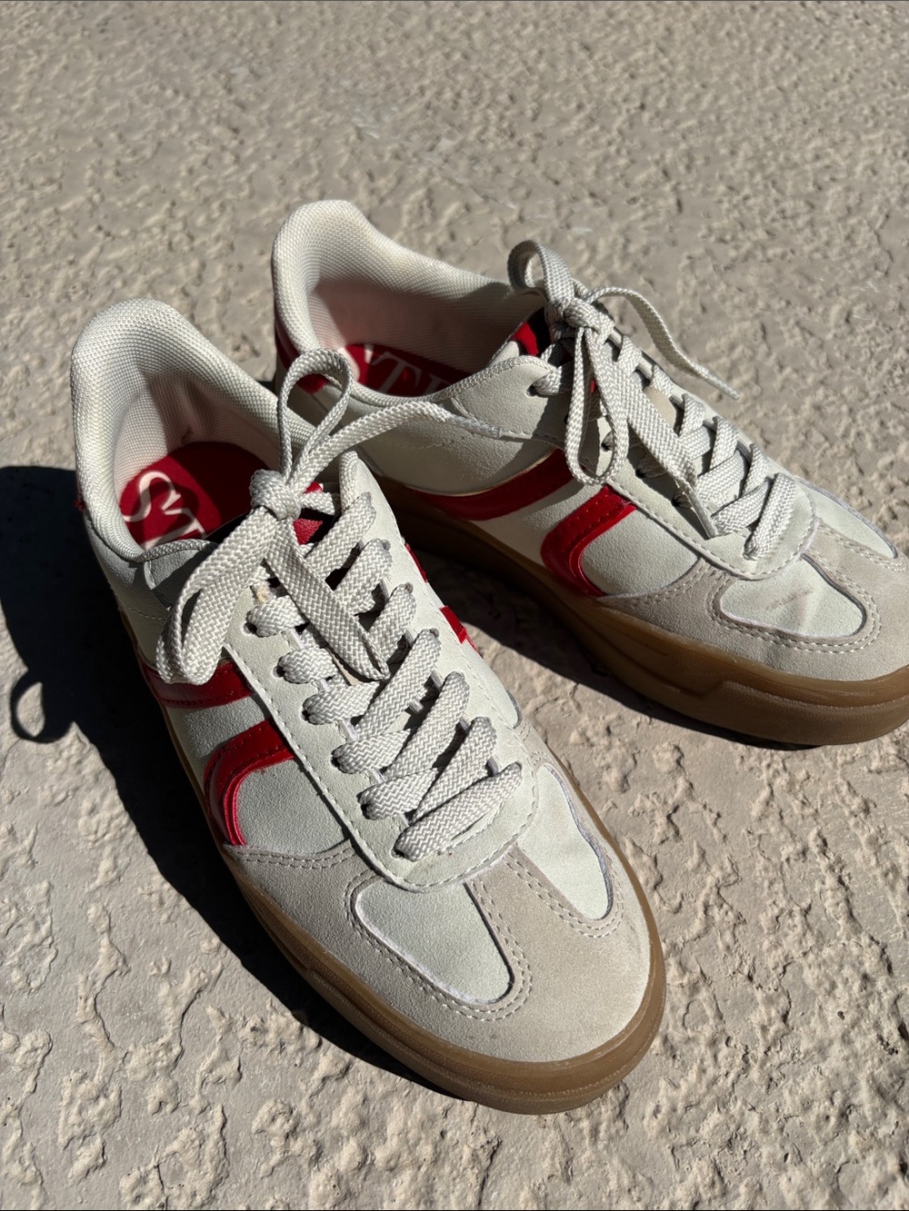 ❤️ Stradivarius Sneakers